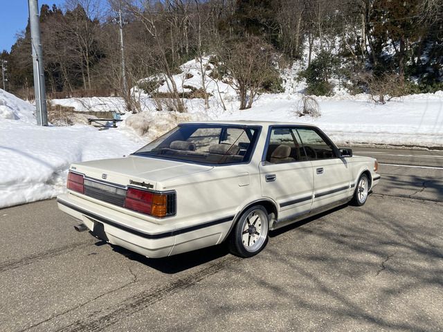 NISSAN GLORIA 1985 Image 31