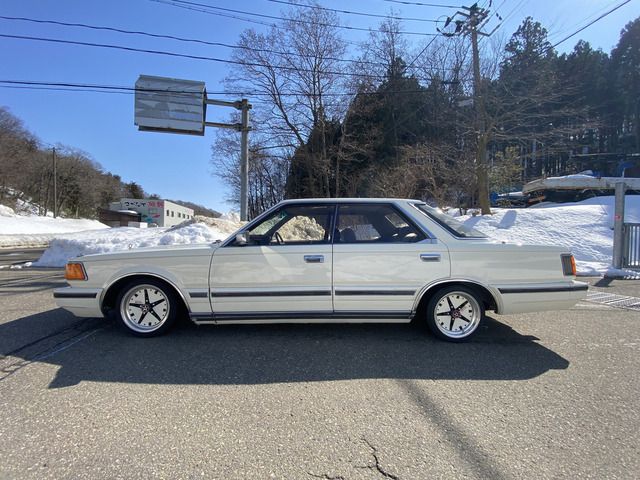 NISSAN GLORIA 1985 Image 31