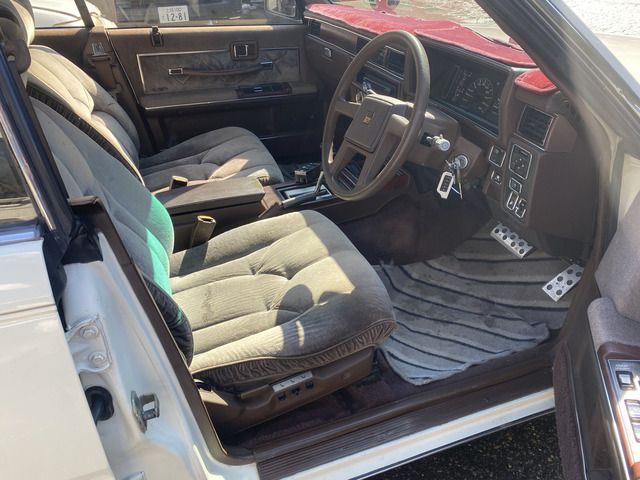 NISSAN GLORIA 1985 Image 31