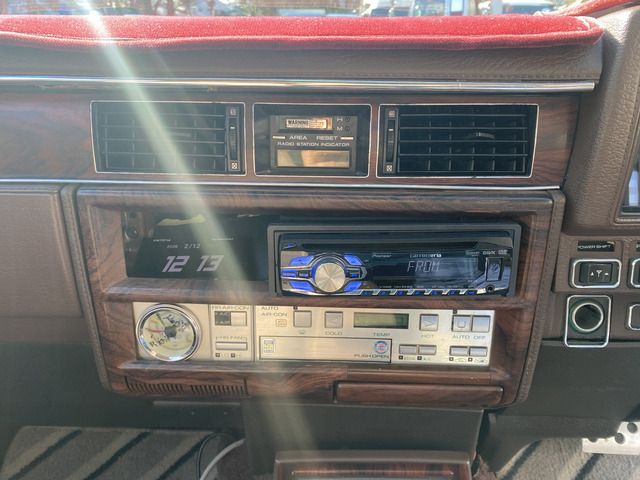 NISSAN GLORIA 1985 Image 31