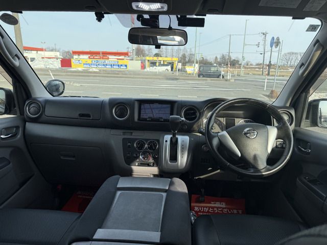 NISSAN NV350 CARAVAN 4WD 2013 Image 31