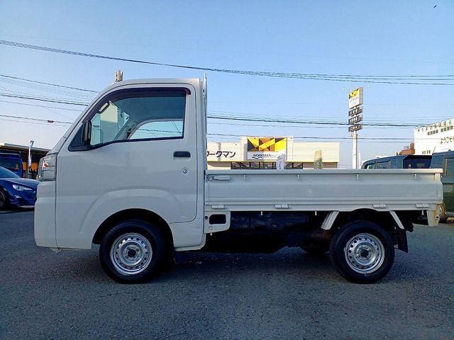DAIHATSU HIJET TRUCK 2015 Image 31