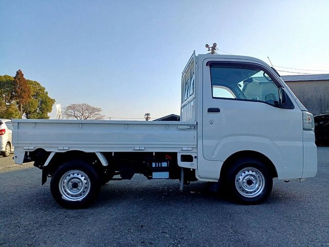 DAIHATSU HIJET TRUCK 2015 Image 31
