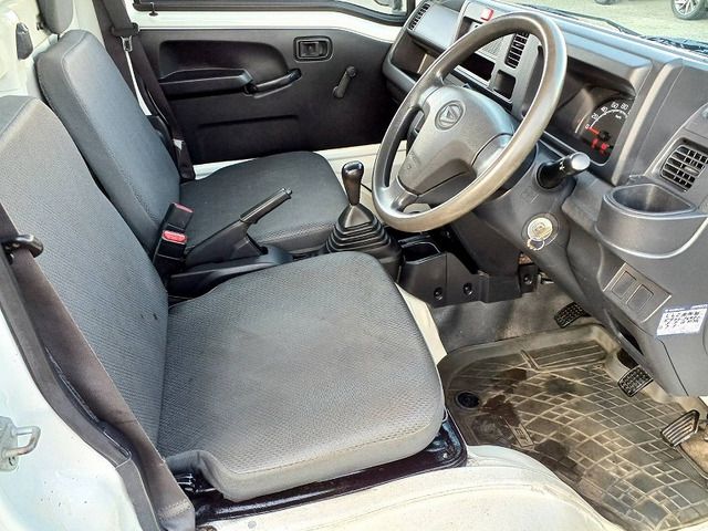 DAIHATSU HIJET TRUCK 2015 Image 31