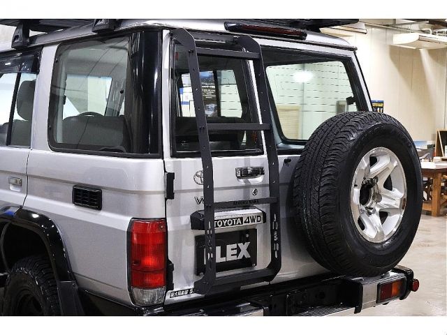 TOYOTA LANDCRUISER VAN 2015 Image 31