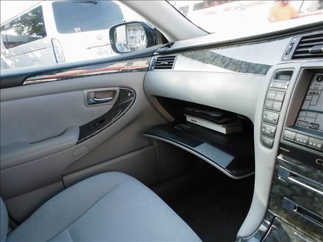 TOYOTA CROWN SEDAN 2007 Image 31