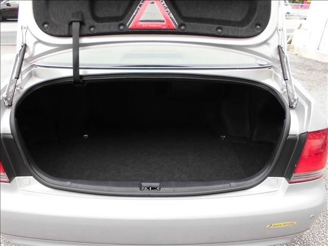 TOYOTA CROWN SEDAN 2004 Image 31