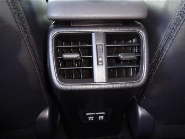 TOYOTA LEXUS UX250H 2019 Image 31