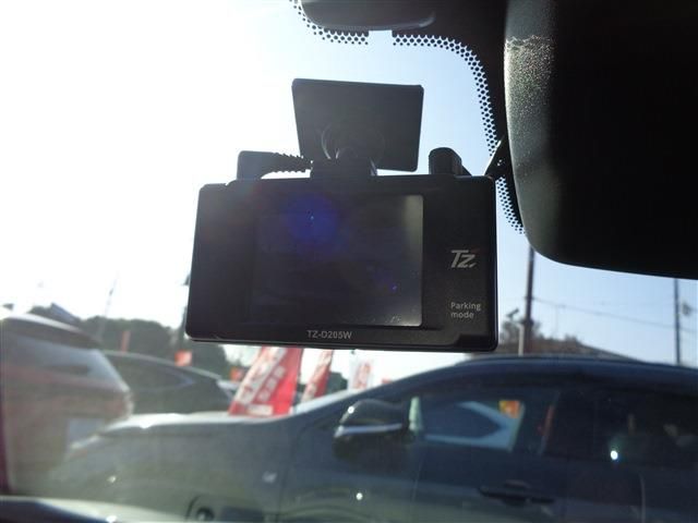 TOYOTA LEXUS UX250H 2019 Image 31