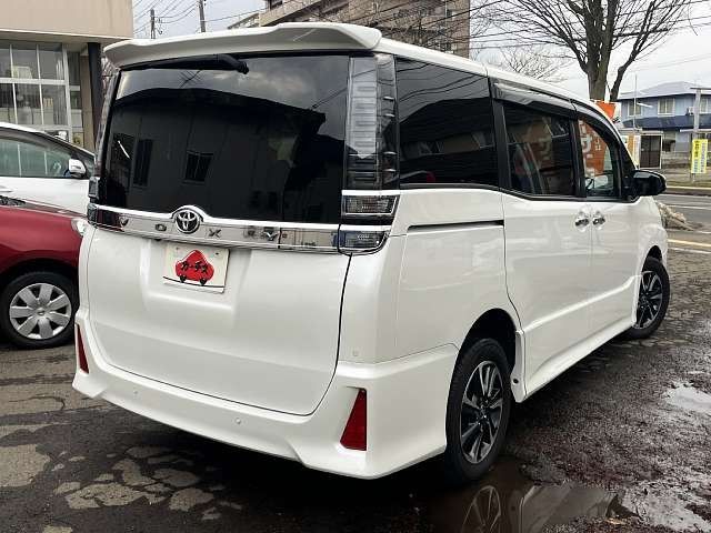 TOYOTA VOXY 4WD 2021 Image 31