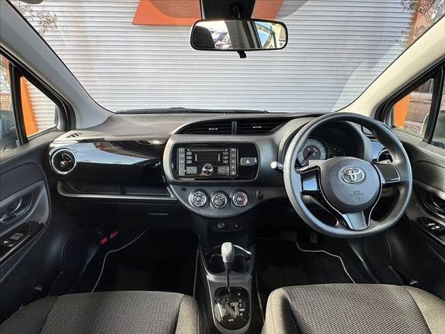 TOYOTA VITZ 2019 Image 31