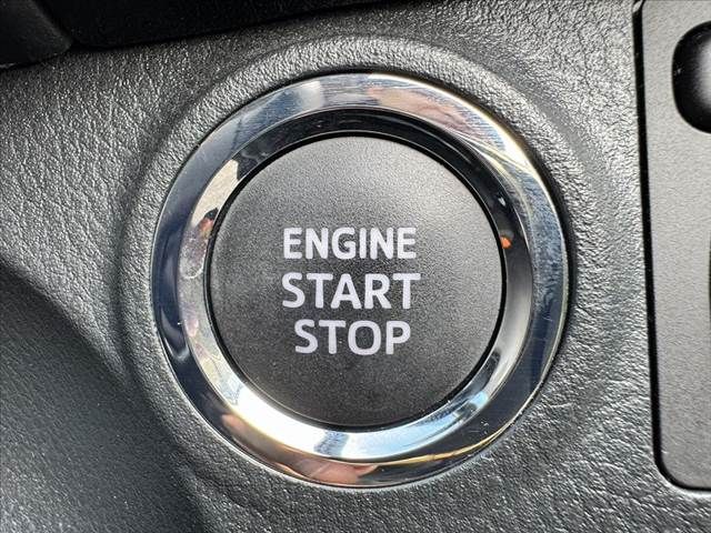 TOYOTA VITZ 2019 Image 31