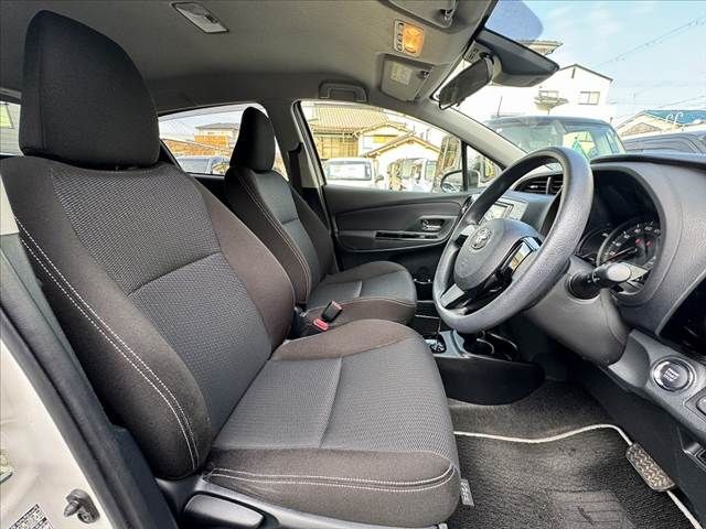 TOYOTA VITZ 2019 Image 31