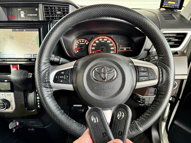 TOYOTA TANK 2018 Image 31