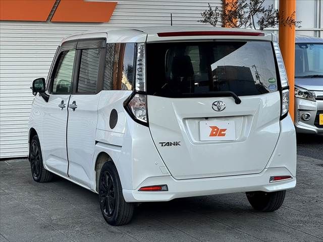 TOYOTA TANK 2018 Image 31