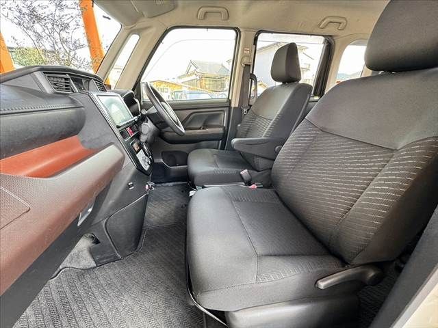 TOYOTA TANK 2018 Image 31