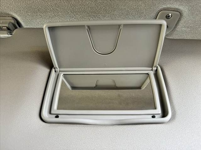 TOYOTA TANK 2018 Image 31