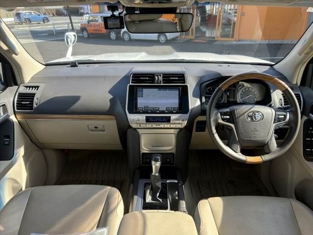 TOYOTA COROLLA SEDAN 2019 Image 31