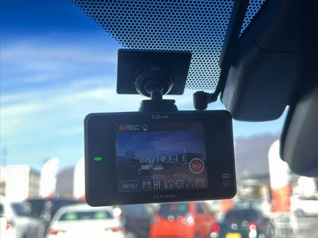 TOYOTA LANDCRUISER PRADO 2017 Image 31