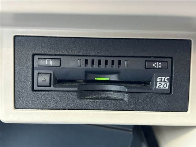 TOYOTA LANDCRUISER PRADO 2017 Image 31