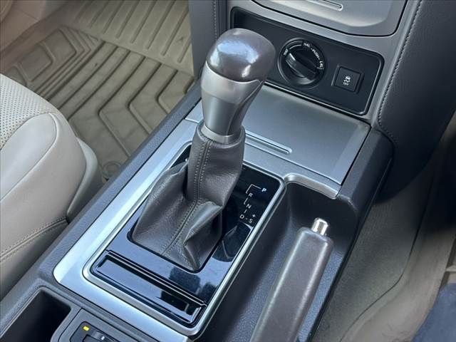 TOYOTA LANDCRUISER PRADO 2017 Image 31