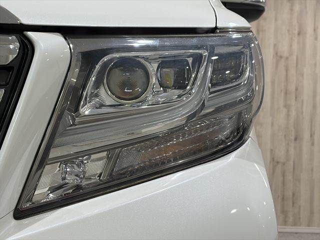 TOYOTA ALPHARD HYBRID 4WD 2016 Image 31