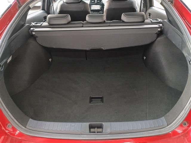 TOYOTA PRIUS 2017 Image 31