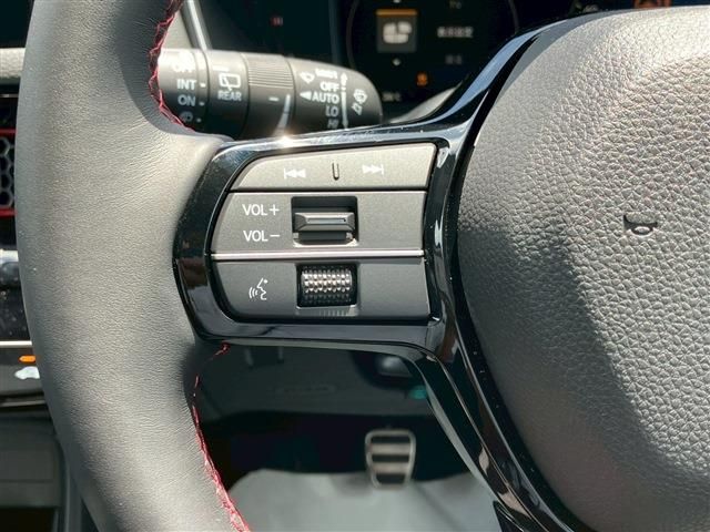 HONDA CIVIC HATCHBACK 2025 Image 31