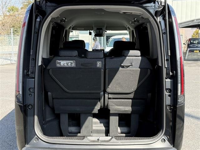 HONDA STEPWAGON E:HEV 2024 Image 31