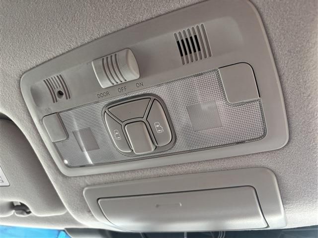 TOYOTA ESTIMA 2016 Image 31