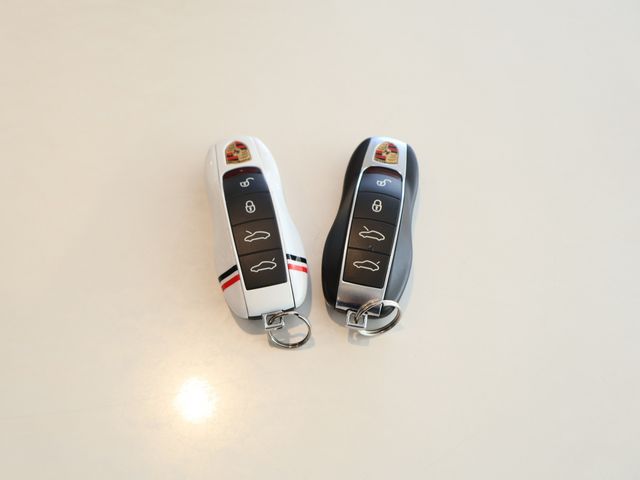 PORSCHE 718BOXSTER 2017 Image 31