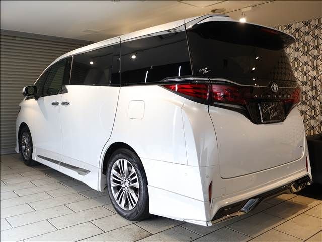 TOYOTA ALPHARD HYBRID 2024 Image 31