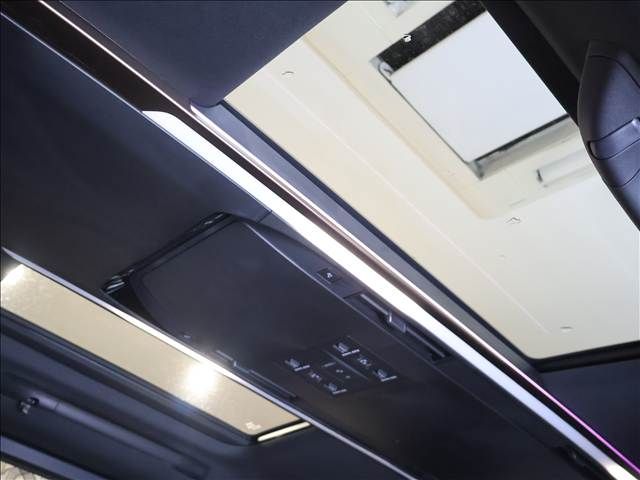 TOYOTA ALPHARD HYBRID 2024 Image 31