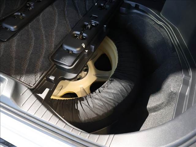 TOYOTA ALPHARD HYBRID 2024 Image 31