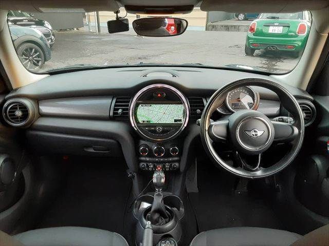 BMW MINI COOPER 5DOO 2016 Image 31