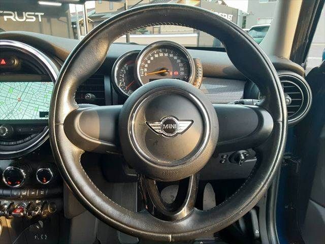 BMW MINI COOPER 5DOO 2016 Image 31