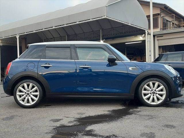 BMW MINI COOPER 5DOO 2016 Image 31