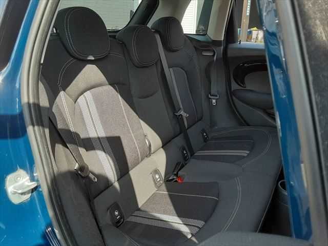 BMW MINI COOPER S 5DOOR 2019 Image 31