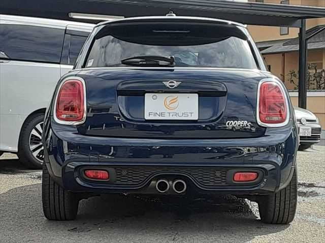 BMW MINI COOPER S 5DOOR 2019 Image 31