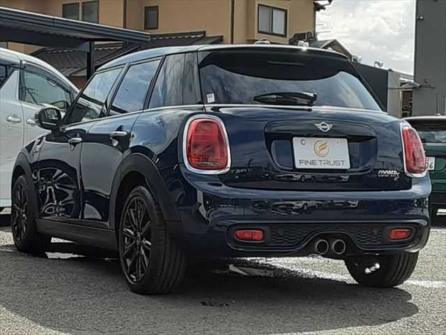 BMW MINI COOPER S 5DOOR 2019 Image 31