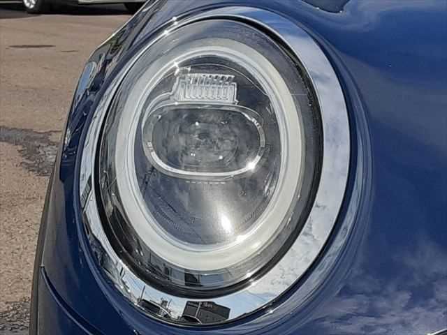 BMW MINI COOPER S 5DOOR 2019 Image 31