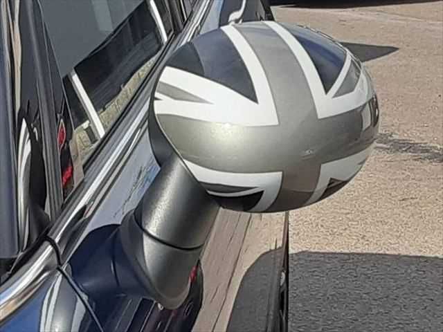 BMW MINI COOPER S 5DOOR 2019 Image 31