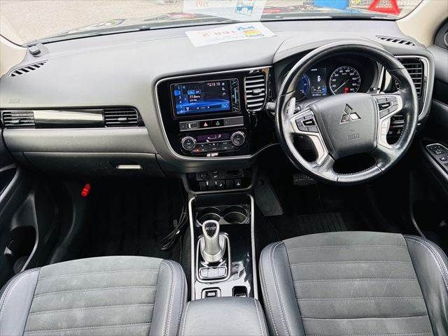 MITSUBISHI OUTLANDER PHEV 2018 Image 31