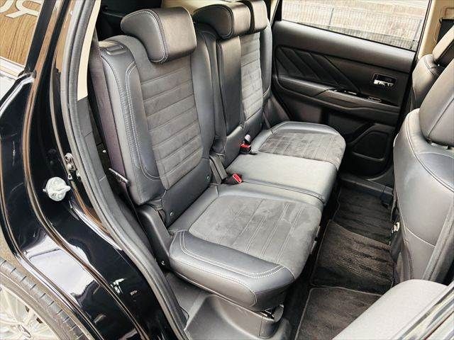 MITSUBISHI OUTLANDER PHEV 2018 Image 31