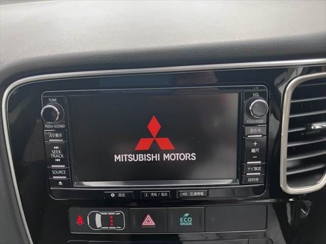 MITSUBISHI OUTLANDER PHEV 2015 Image 31