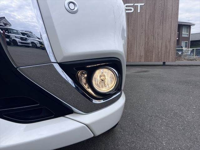 MITSUBISHI OUTLANDER PHEV 2015 Image 31