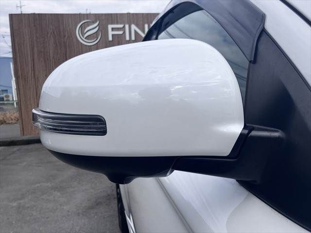 MITSUBISHI OUTLANDER PHEV 2015 Image 31