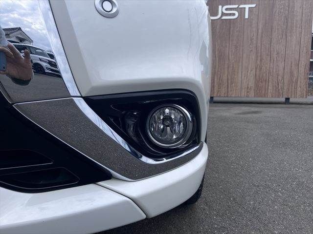 MITSUBISHI OUTLANDER PHEV 2015 Image 31