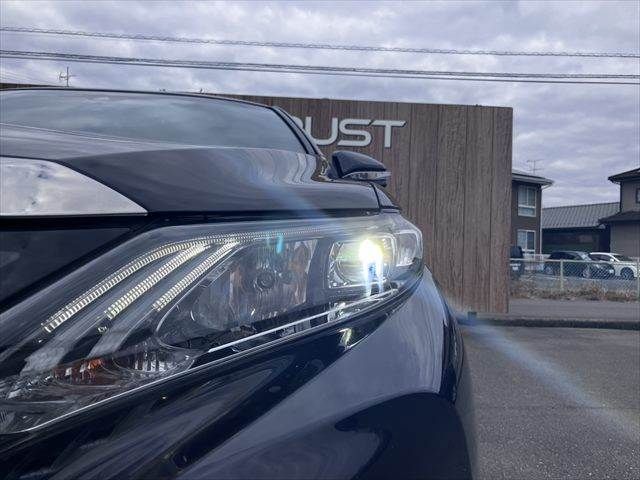 TOYOTA HARRIER HYBRID 2015 Image 31