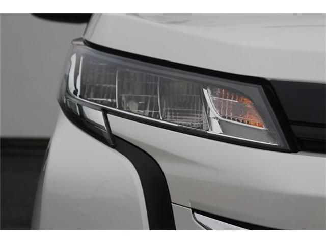 TOYOTA NOAH 2023 Image 31